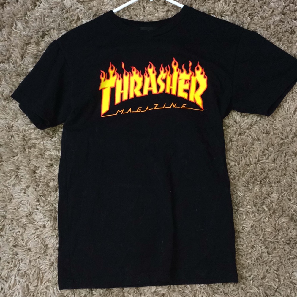 Thrasher shirt🖤